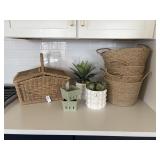 9PC ASSORTED Dï¿½COR ITEMS