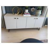 MEDIA CABINET
