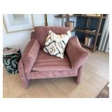 SIDE CHAIR