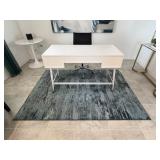 AREA RUG