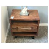 2PC NIGHTSTANDS