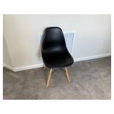 SIDE CHAIR