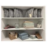 ASSORTED BATH ACCESSORIES