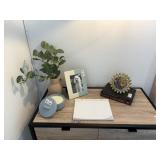 7PC ASSORTED DECOR