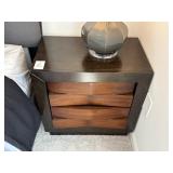 2PC NIGHTSTANDS