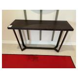 CONSOLE TABLE