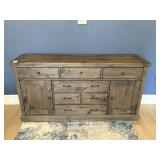 DRESSER