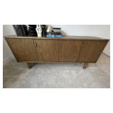 SIDEBOARD