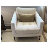 ARM CHAIR