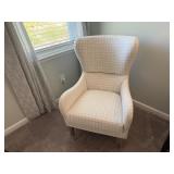 ARM CHAIR