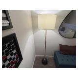 FLOOR LAMP