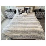 9PC QUEEN BEDDING
