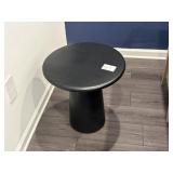 ACCENT TABLE