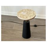 ACCENT TABLE