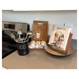10PC KITCHEN ITEMS