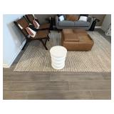 AREA RUG