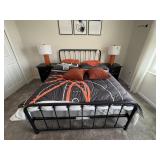 QUEEN BED