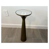 ACCENT TABLE