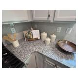 7PC KITCHEN ITEMS