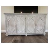 MEDIA CONSOLE