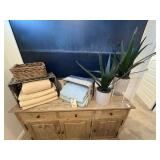 11PC ASSORTED DECOR