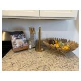 8PC ASSORTED DECOR