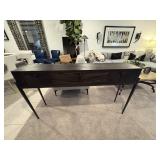 CONSOLE TABLE