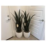 2PC FLOOR LAMP & PLANTER
