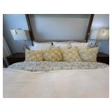 ASSORTED KING BEDDING
