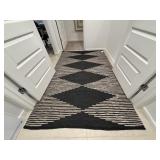 AREA RUG