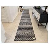 AREA RUG