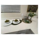 19PC ASSORTED DECOR
