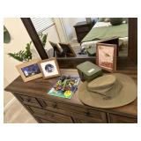 8PC ASSORTED DECOR