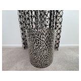 ACCENT TABLE