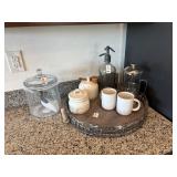 10PC ASSORTED DECOR