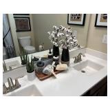 7PC ASSORTED DECOR