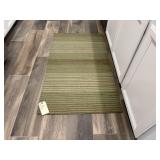AREA RUG