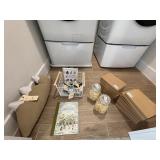 ASSORTED DECOR ITEMS