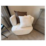 SIDE CHAIR