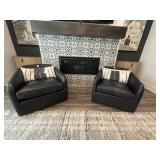 2PC ARM CHAIRS