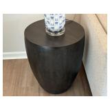 ACCENT TABLE