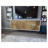 MEDIA CABINET