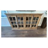 MEDIA CABINET