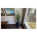 FAUX FLOOR PLANT