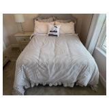9PC QUEEN BEDDING