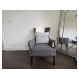 ARM CHAIR