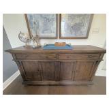 BUFFET TABLE