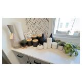 ASSORTED DECOR ITEMS