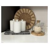 7PC ASSORTED KITCHEN ITEMS