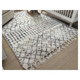 AREA RUG